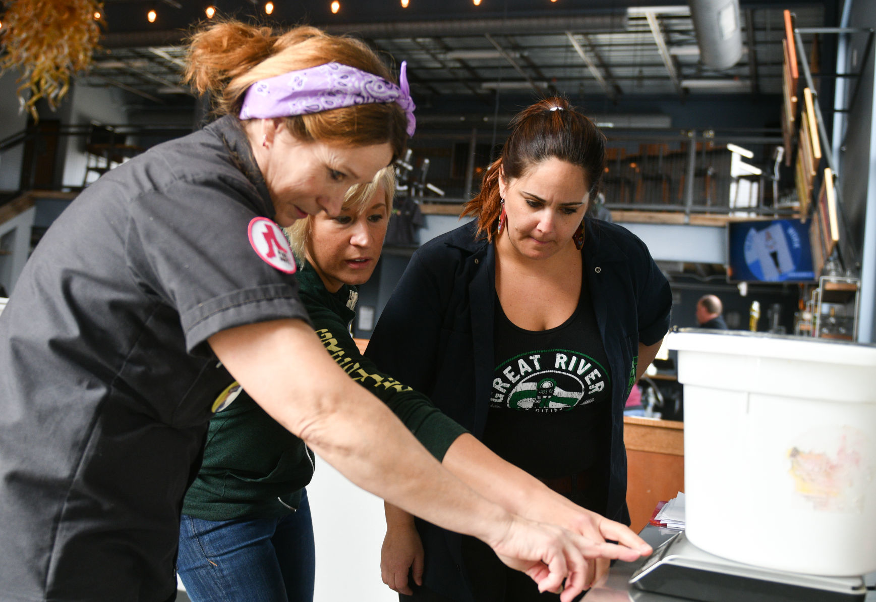 030919-qct-qca-womenbrewers-034a.JPG